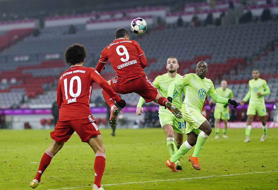 利万特主场逆转，梅开二度领衔胜利