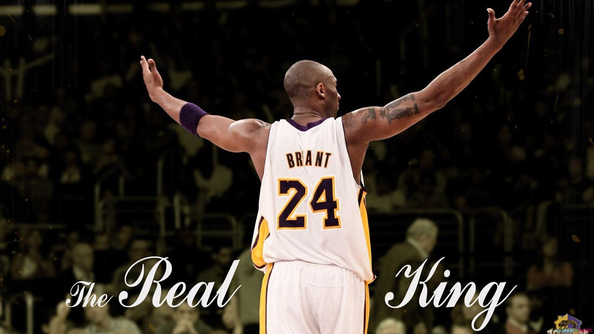 蓝鹰展翅击溃药厂，亚洲天王接管英超争冠战—双线赛场上的统治力证明